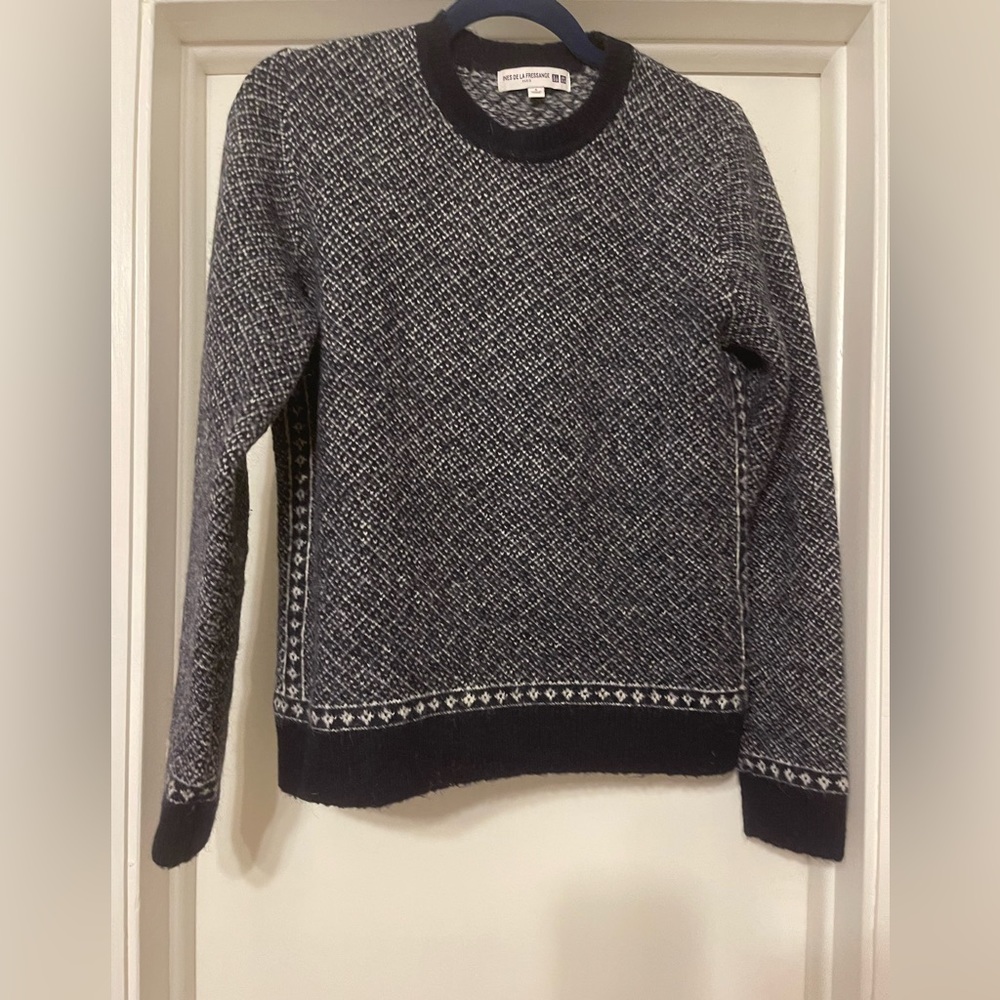 Ines De La Fressange Uniqlo sweater